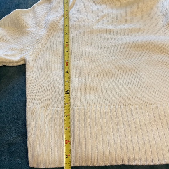 New cream sweater - Picture 6 of 8